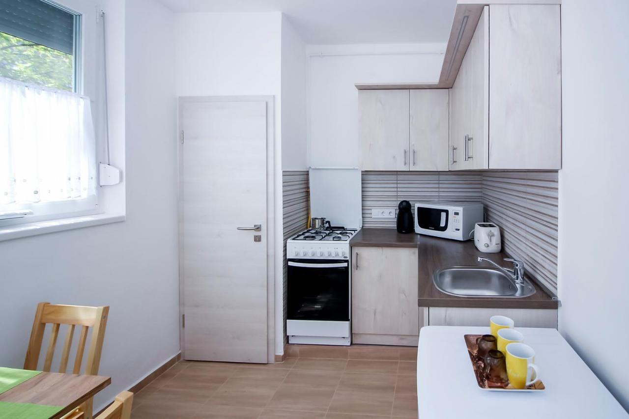 דירות Helios Apartman סגד מראה חיצוני תמונה